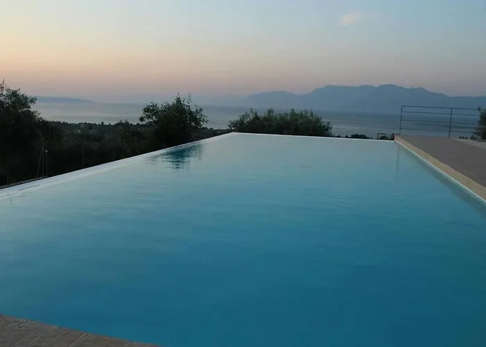 Panoramic View Summerhouse *