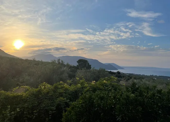 Panoramic View Summerhouse Villa Loukissia